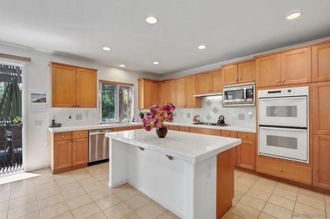 455 Adelaide Gln, Escondido, CA 92026 photo 6