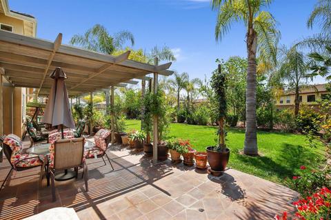 455 Adelaide Gln, Escondido, CA 92026 photo 2