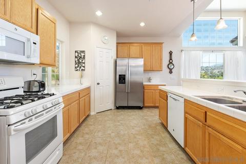 3217 Fairway Dr, La Mesa, CA 91941 photo 11