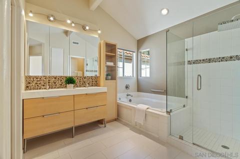 1575 Golfcrest Pl, Vista, CA 92081 photo 19