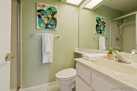 1575 Golfcrest Pl, Vista, CA 92081 photo 15