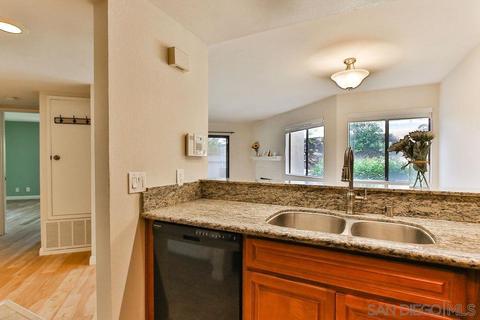 3071 Charwood Ct, Spring Valley, CA 91978 photo 8