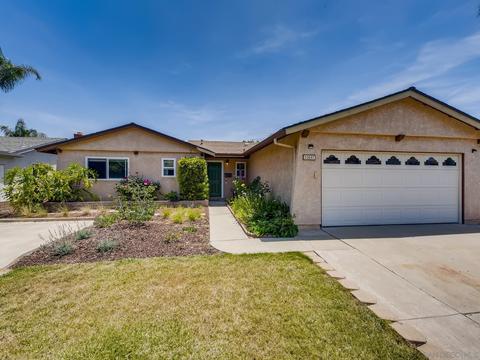 10047 Medina Dr, Santee, CA 92071 photo 2