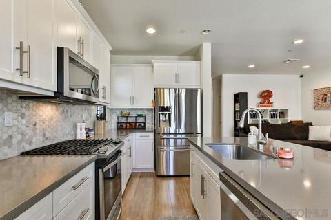 8627 Sage Shadow Dr, Lakeside, CA 92040 photo 5