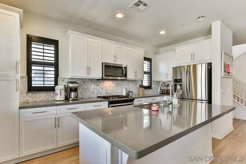 8627 Sage Shadow Dr, Lakeside, CA 92040 photo 4