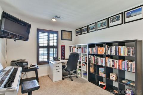 8627 Sage Shadow Dr, Lakeside, CA 92040 photo 6