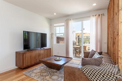 6962 Feldspar Pl, Carlsbad, CA 92009 photo 6