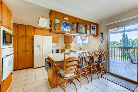 2324 Big Pine Rd, Escondido, CA 92027 photo 9