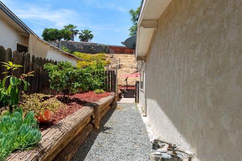 9114 Heatherdale St, Santee, CA 92071 photo 26