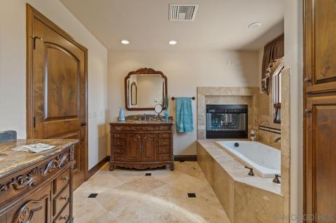 22 Country Glen Rd, Fallbrook, CA 92028 photo 25