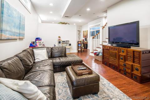 405 E Ave, Coronado, CA 92118 photo 27