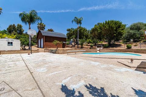 1572 Hidden Mesa Rd, El Cajon, CA 92019 photo 22