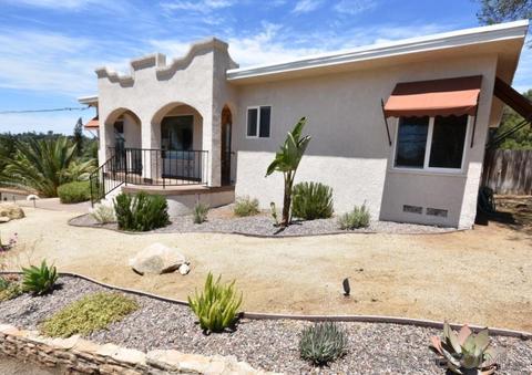 9370 Carmichael Dr, La Mesa, CA 91941 photo 2