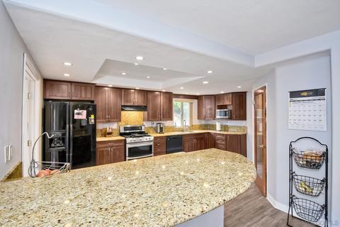 2895 Colgate Dr, Oceanside, CA 92056 photo 18