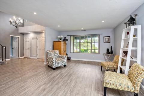 2895 Colgate Dr, Oceanside, CA 92056 photo 8