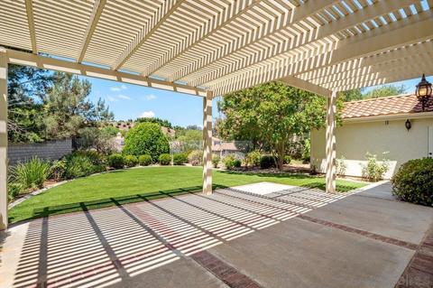2195 Stone Castle, Fallbrook, CA 92028 photo 16
