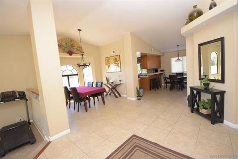 25245 Hereford Dr, Ramona, CA 92065 photo 8