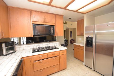 25245 Hereford Dr, Ramona, CA 92065 photo 15