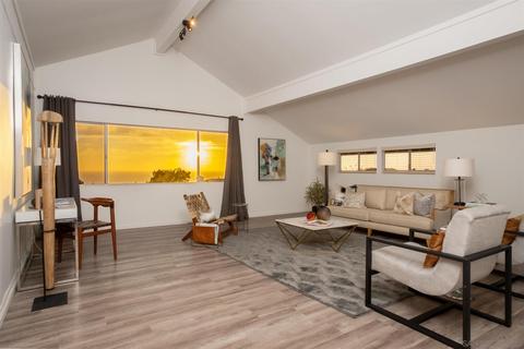 8373 Prestwick Dr, La Jolla, CA 92037 photo 4