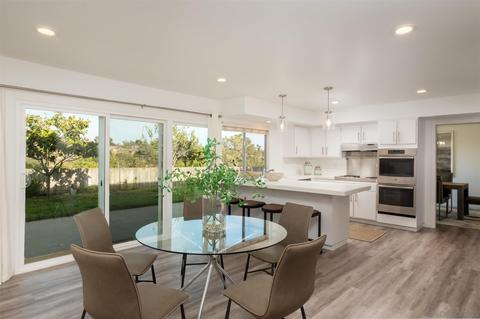 8373 Prestwick Dr, La Jolla, CA 92037 photo 8
