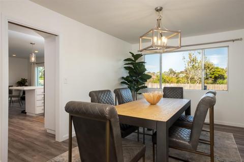 8373 Prestwick Dr, La Jolla, CA 92037 photo 5