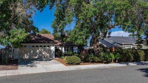 242 Luiseno Ave, Oceanside, CA 92057 photo 2