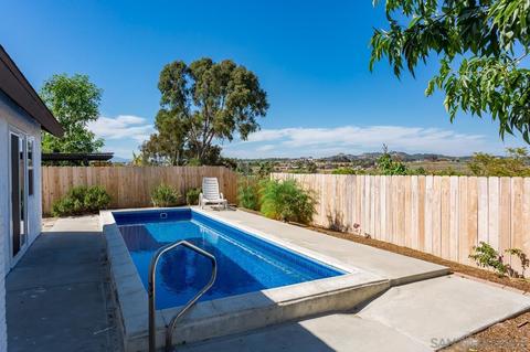 242 Luiseno Ave, Oceanside, CA 92057 photo 25