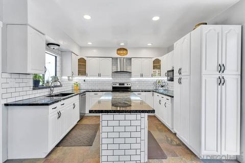 25751 Hillcrest Ave, Escondido, CA 92026 photo 8