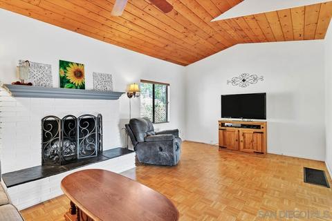 25751 Hillcrest Ave, Escondido, CA 92026 photo 15