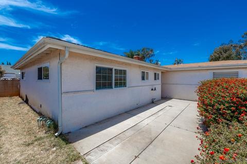 1709 Tamarme Ter, Escondido, CA 92025 photo 5