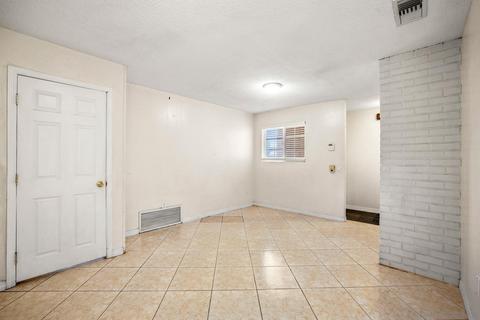1709 Tamarme Ter, Escondido, CA 92025 photo 10