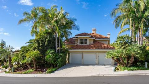 1306 Woodview Dr, Oceanside, CA 92056 photo 2
