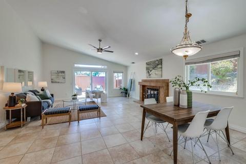 1584 Jonathon St, Vista, CA 92083 photo 2