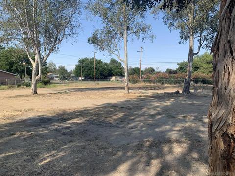 1310 Barnett Rd, Ramona, CA 92065 photo 4