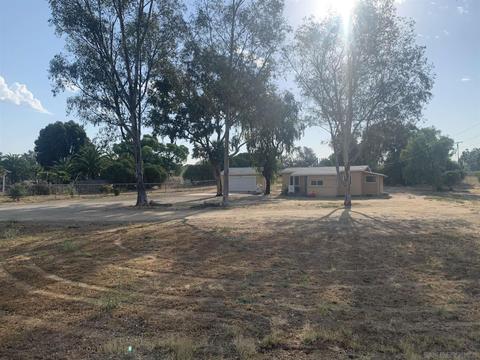 1310 Barnett Rd, Ramona, CA 92065 photo 3