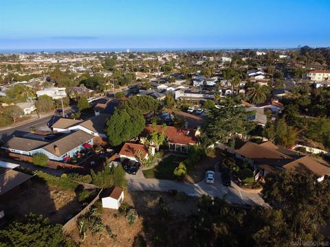 2606 Mesa Dr, Oceanside, CA 92054 photo 2