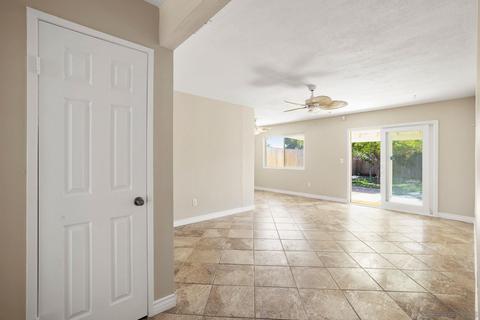 262 Securidad St, Oceanside, CA 92057 photo 6