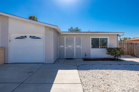 262 Securidad St, Oceanside, CA 92057 photo 2
