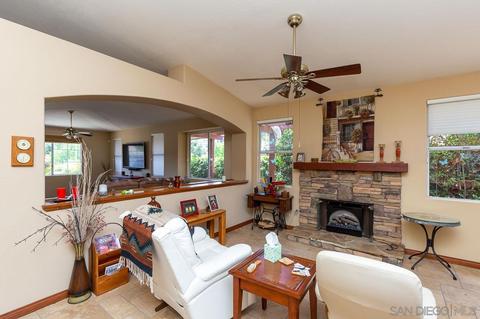8387 Serenity Ct, El Cajon, CA 92021 photo 5