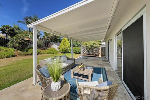 1322 Monique Ct, Vista, CA 92084 photo 9