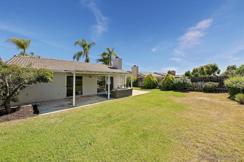 1322 Monique Ct, Vista, CA 92084 photo 7
