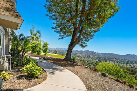 1458 Windridge Dr, El Cajon, CA 92020 photo 47