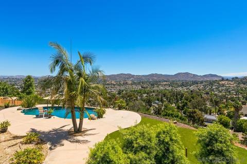 1458 Windridge Dr, El Cajon, CA 92020 photo 4