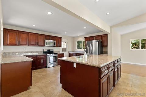 1458 Windridge Dr, El Cajon, CA 92020 photo 13