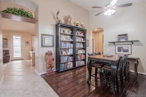 1104 Amelia Pl, Escondido, CA 92026 photo 2