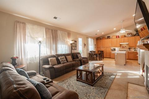 1104 Amelia Pl, Escondido, CA 92026 photo 4