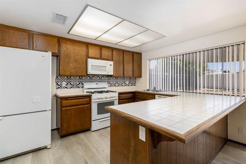 10245 Avenida Real, Lakeside, CA 92040 photo 9