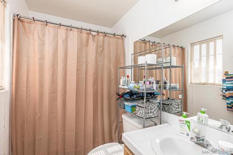 203 Lorraine Ln, El Cajon, CA 92019 photo 22