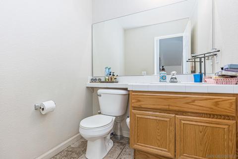 203 Lorraine Ln, El Cajon, CA 92019 photo 15