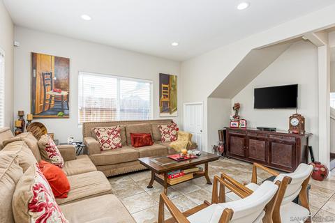 203 Lorraine Ln, El Cajon, CA 92019 photo 24